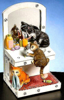 Kitty Bath Time Music Box